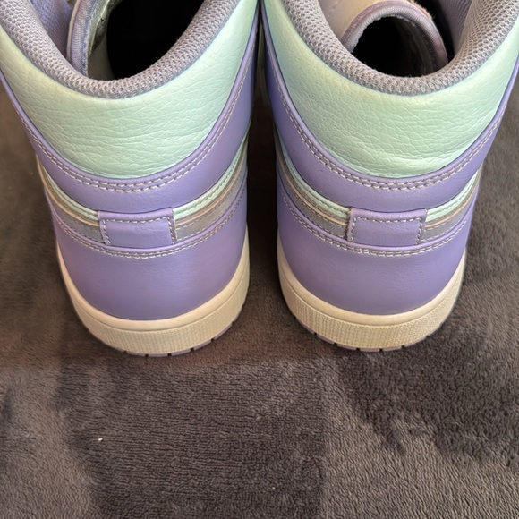 Air Jordan 11 Mid purple pulse/island punch - Picture 3 of 5